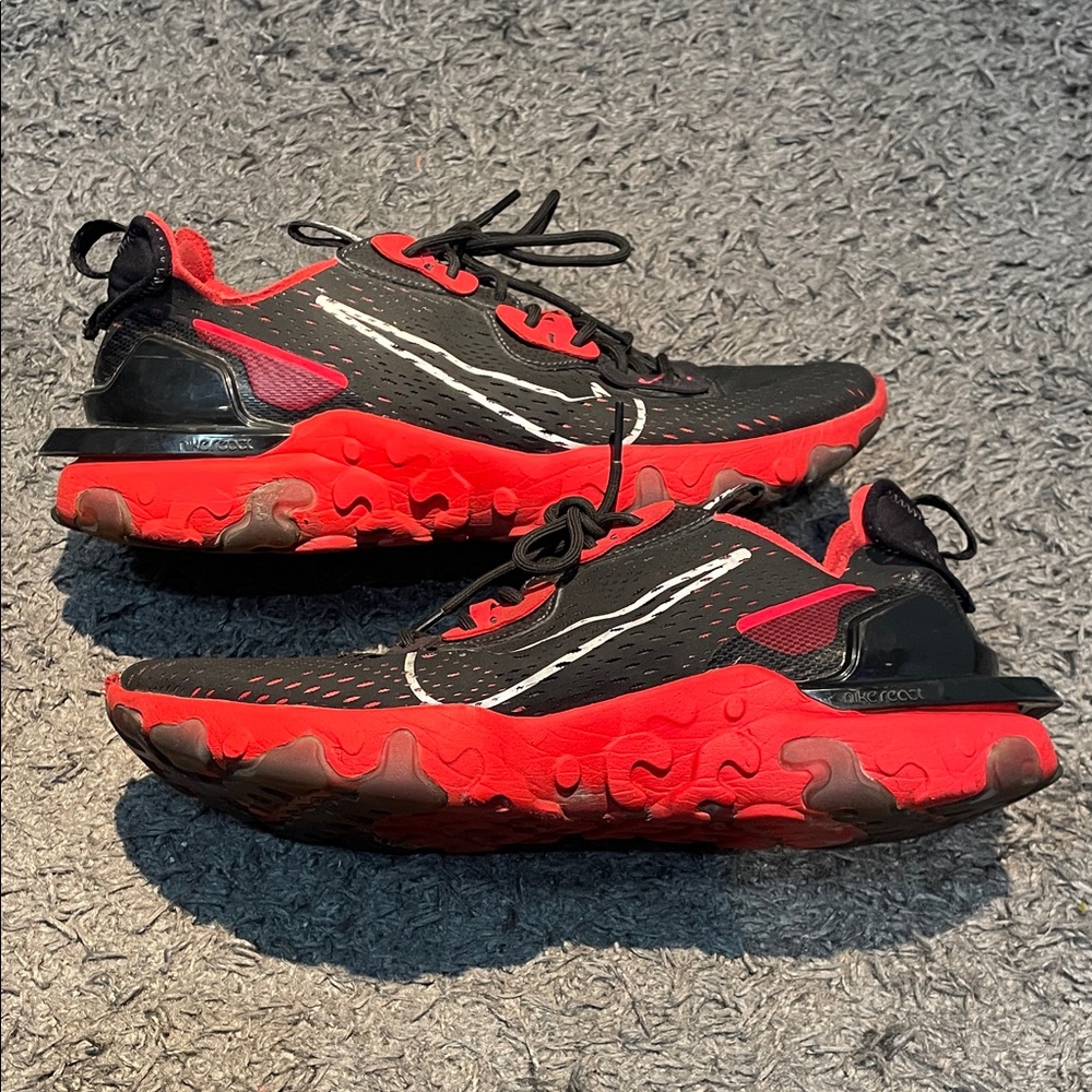 Nike React Vision Bred - image 1